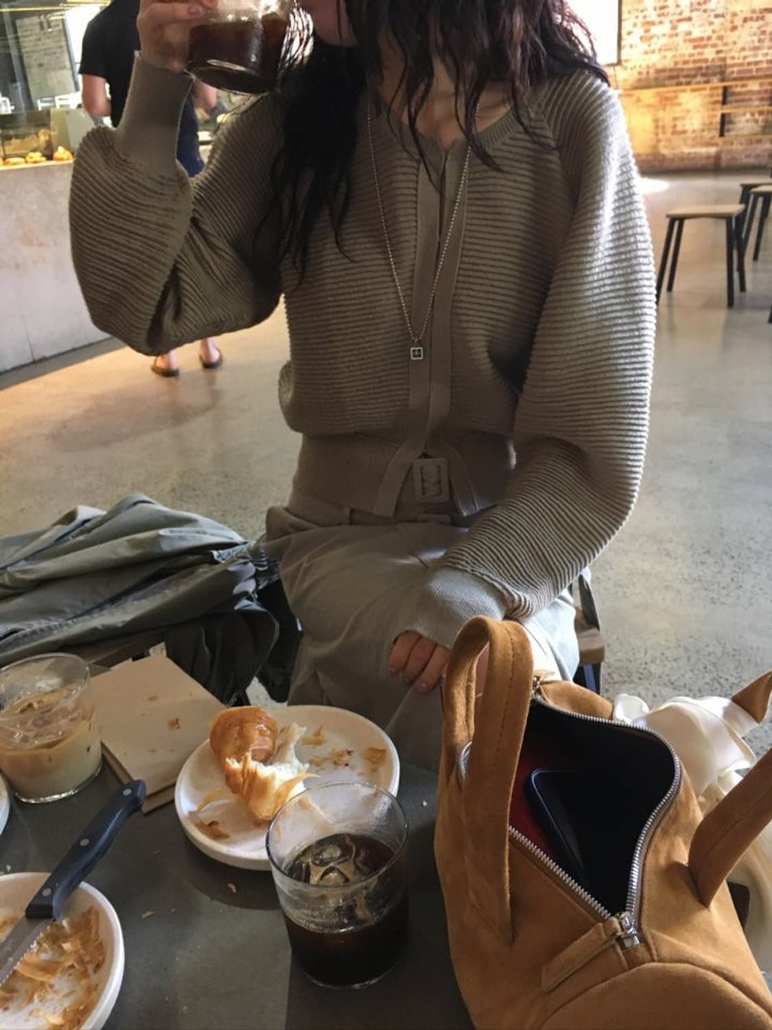 브리드 3D 플리츠 가디건 카키 상품이미지10