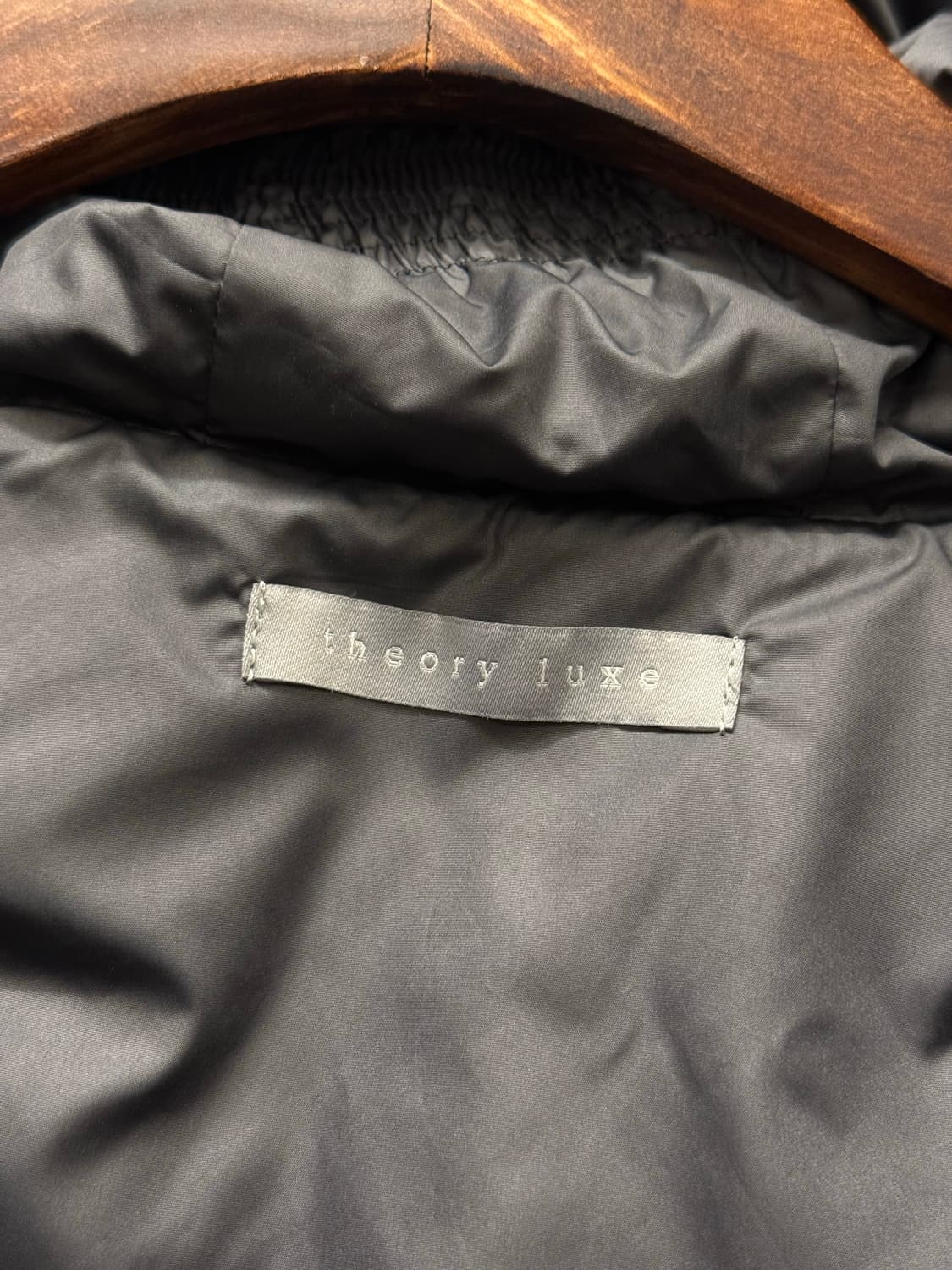 66) Theory Luxe Hooded Down 2-Way Puffer 상품이미지7