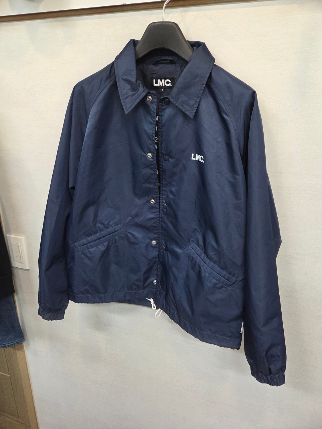 Lmc 레터링 빅백로고 코치자켓 s 다크네이비  상품이미지7