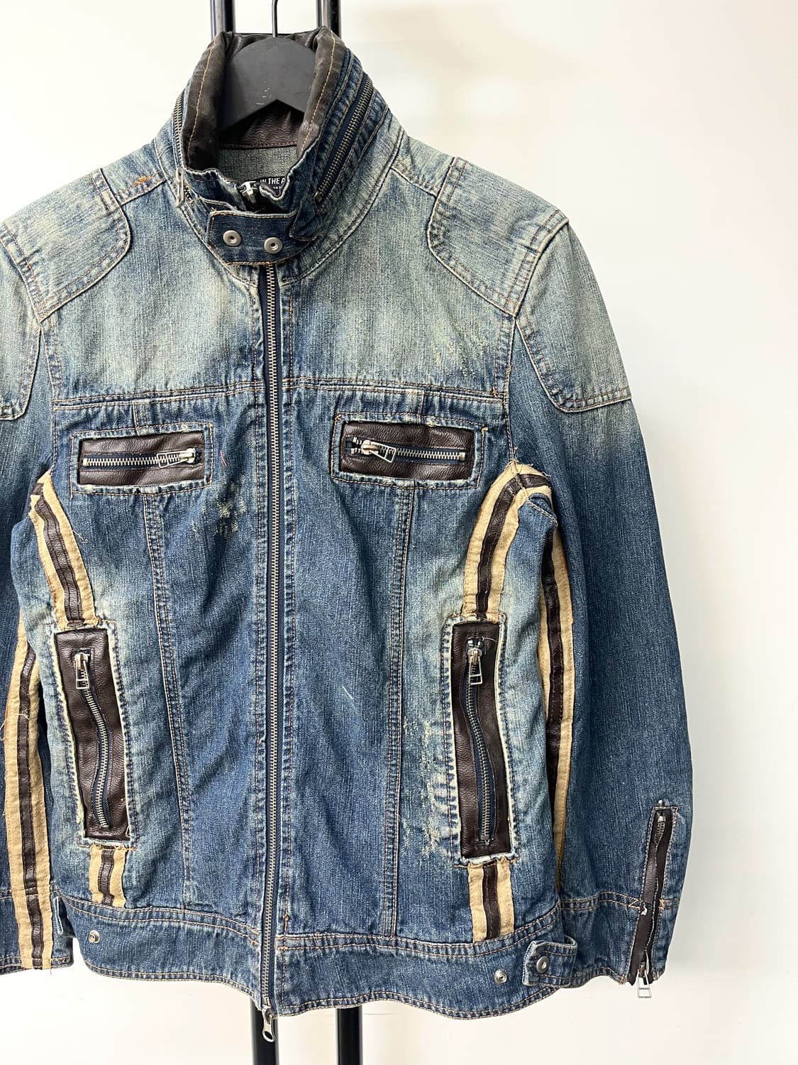 인 더 애틱 y2k 데님 집 자켓 상품이미지4