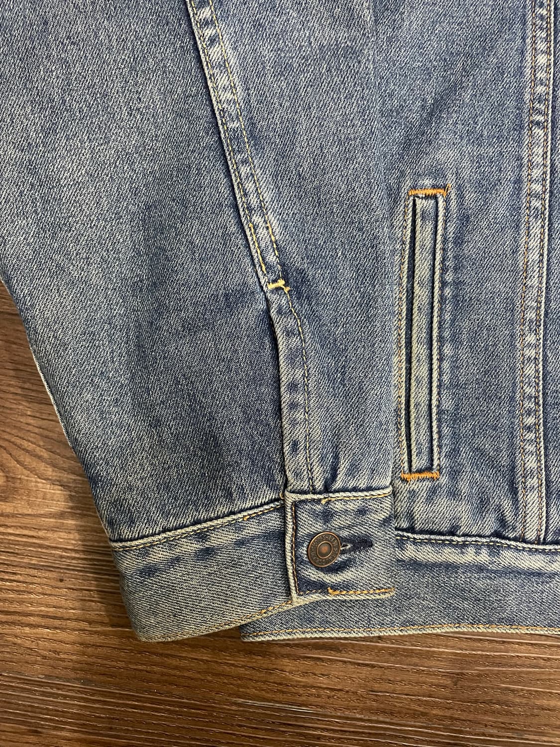 00s 리바이스 쉐르파 트러커 데님 자켓 상품이미지5