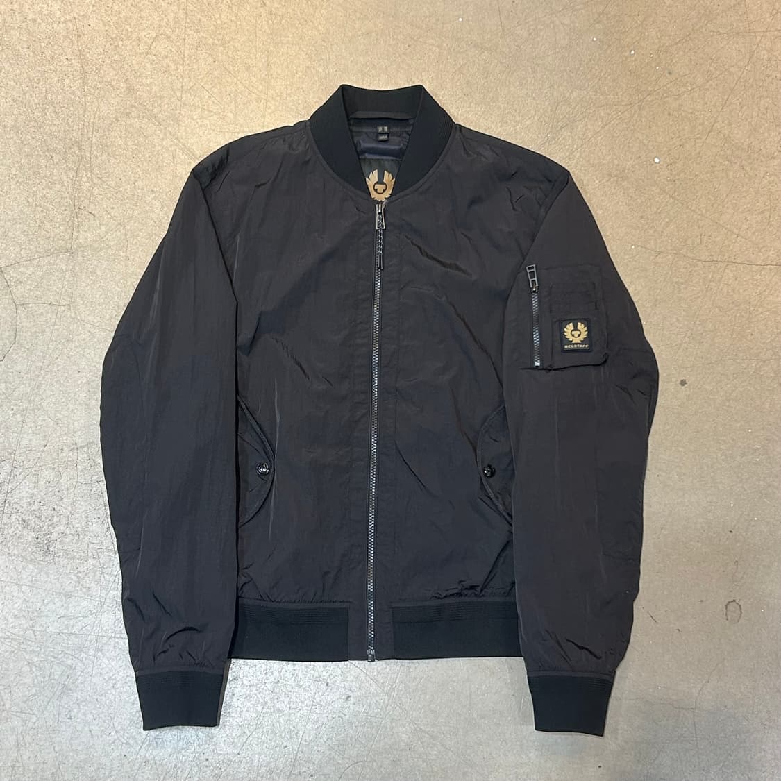 38 벨스타프 블랙 바람막이 상품이미지2