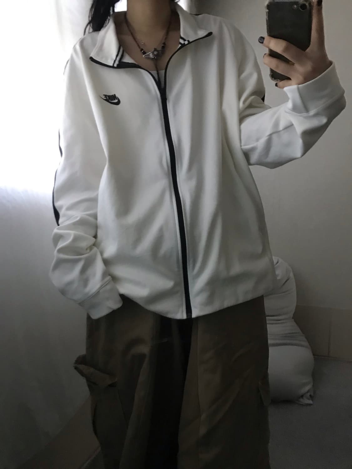 나이키 화이트 오버핏 져지 상품이미지2