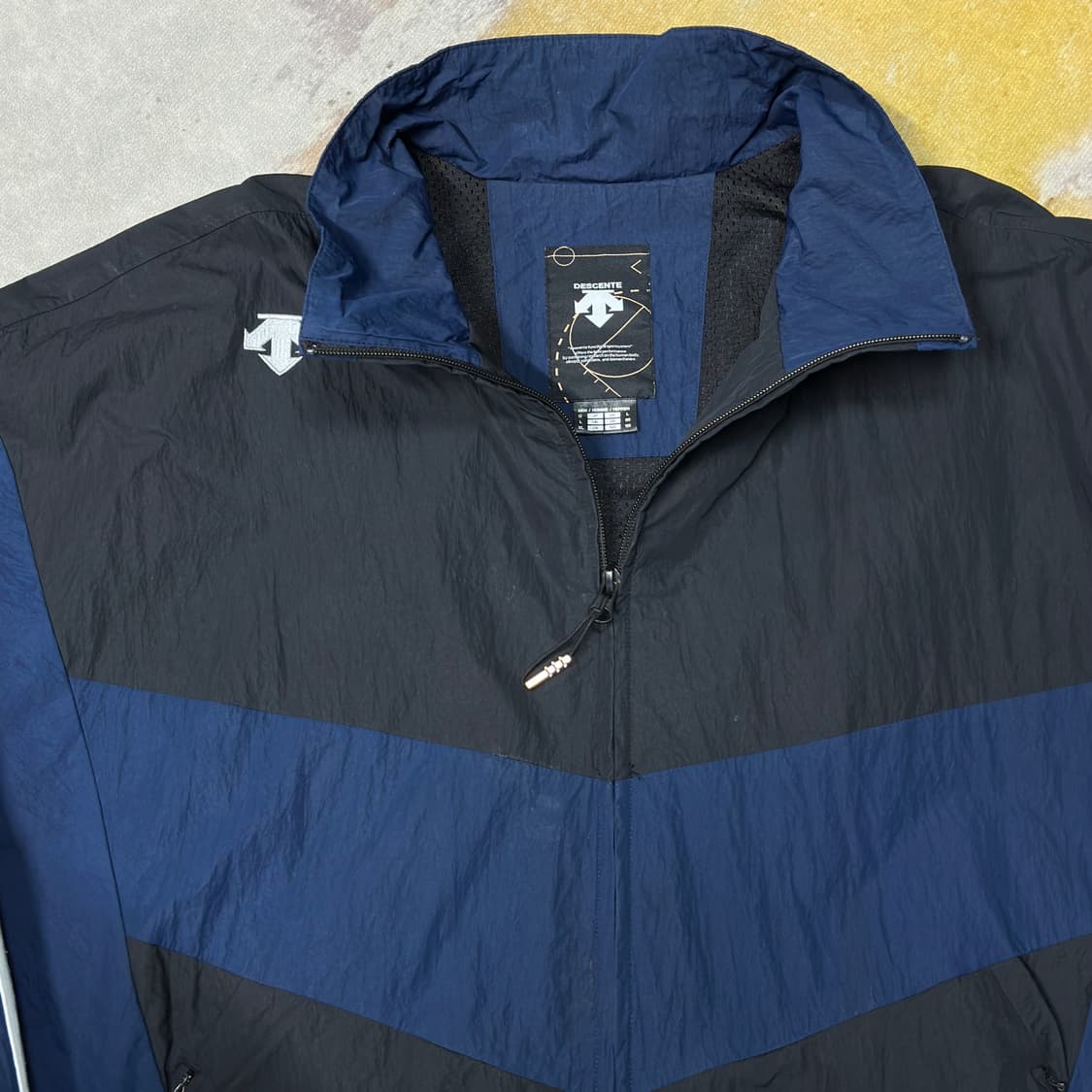 데상트 우븐 바람막이 자켓 XL 상품이미지2