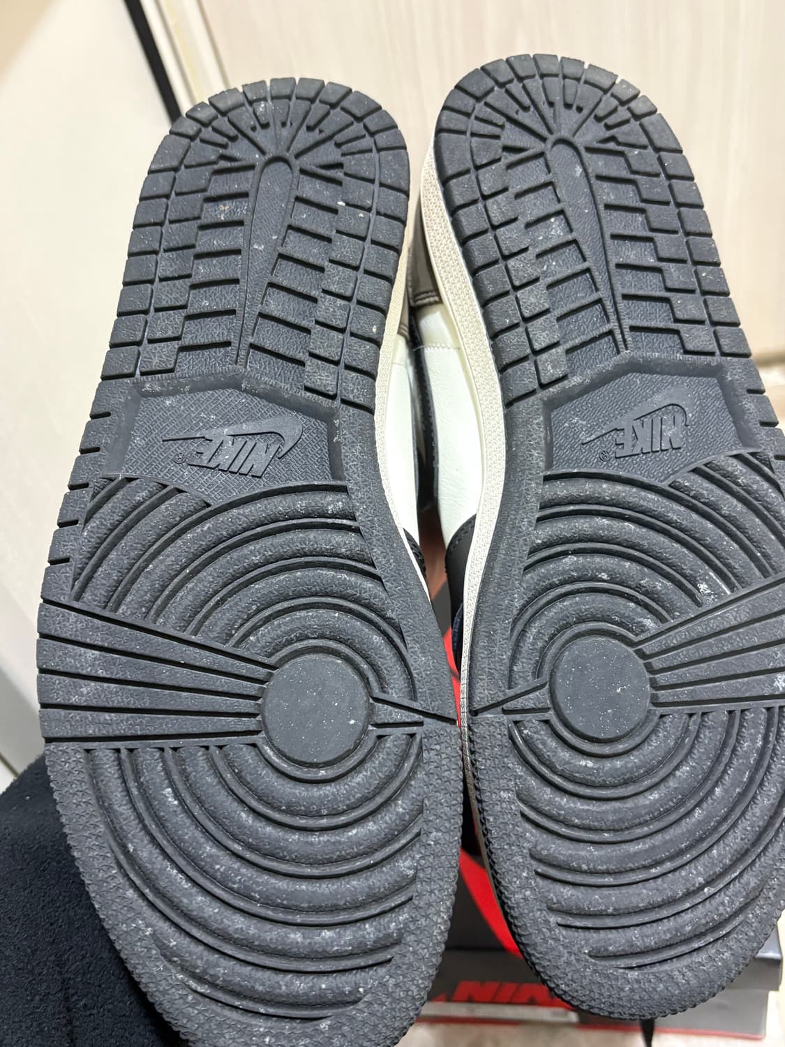 조던1 다크모카 270 상품이미지3