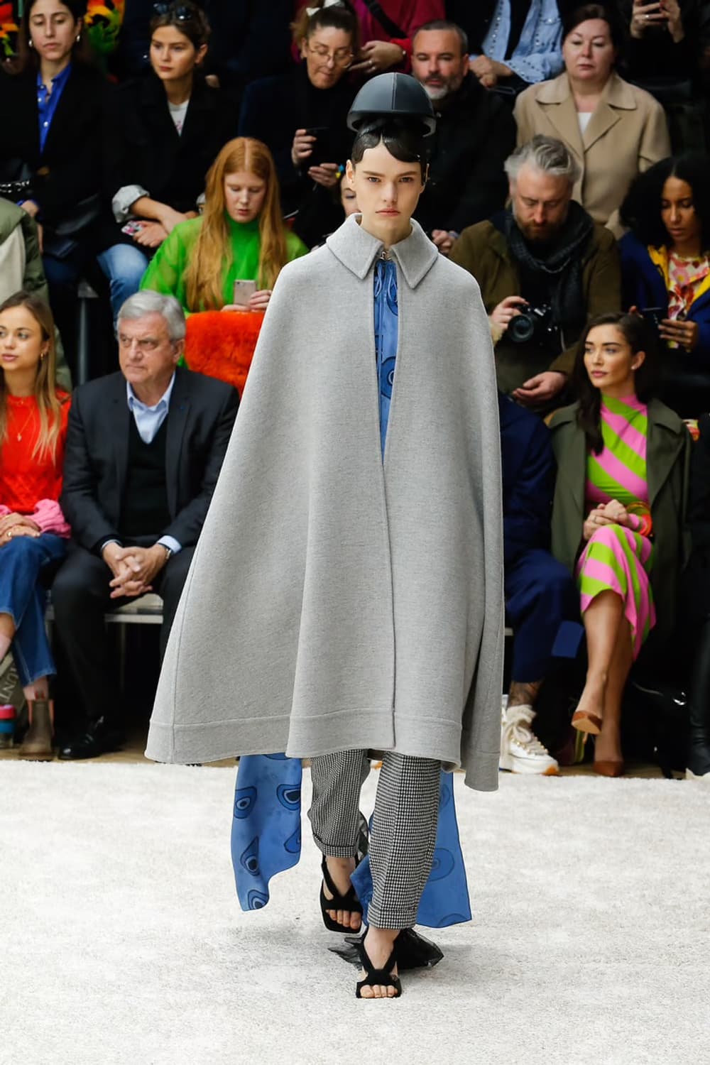 JW Anderson AW19 울 케이프 상품이미지6