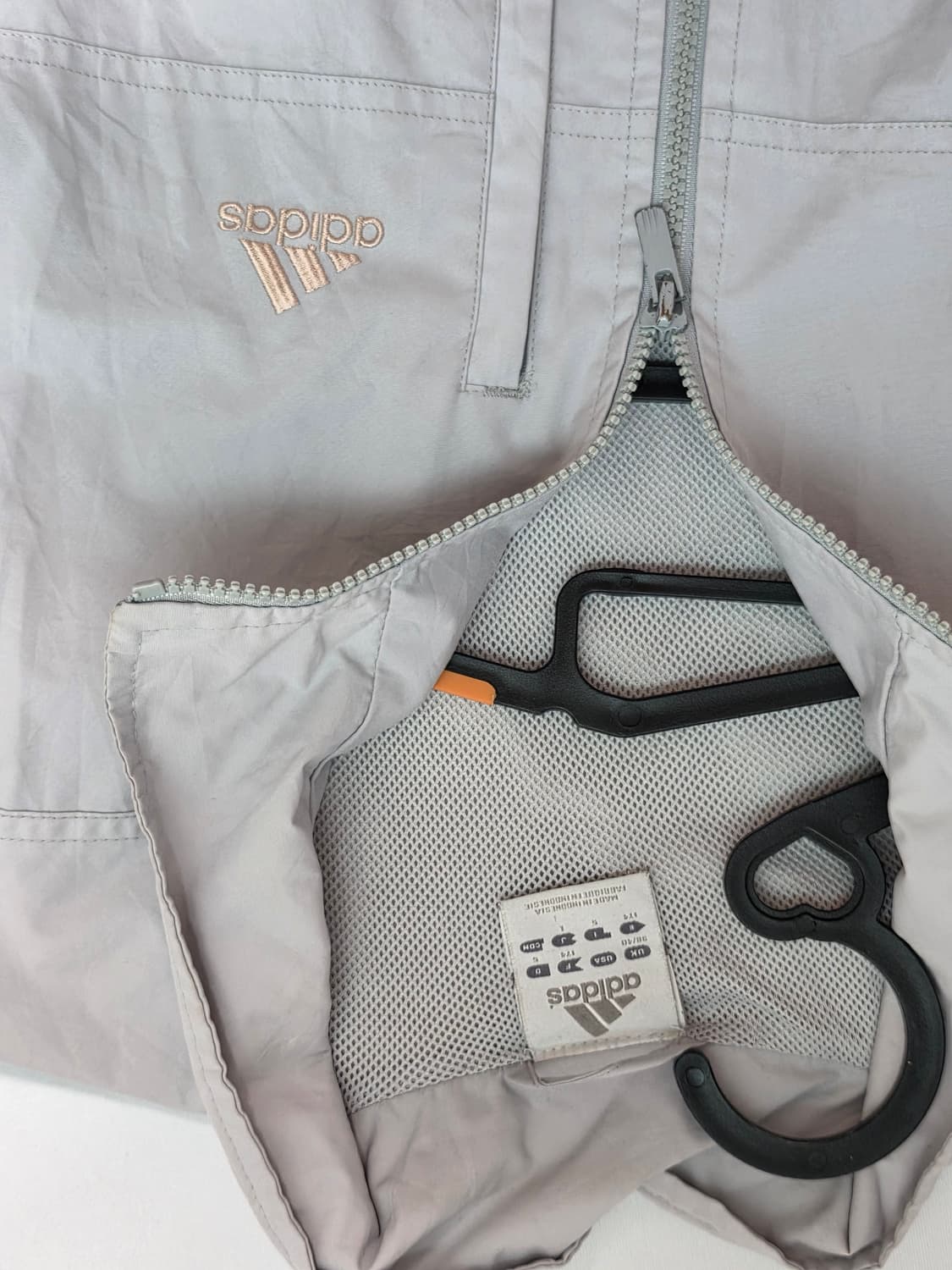 아디다스 그레이 바람막이 상품이미지3