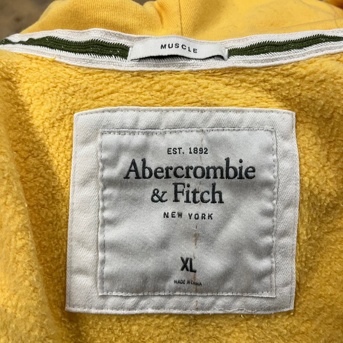 옐로우 레터링 아베크롬비 후드집업 상품이미지5