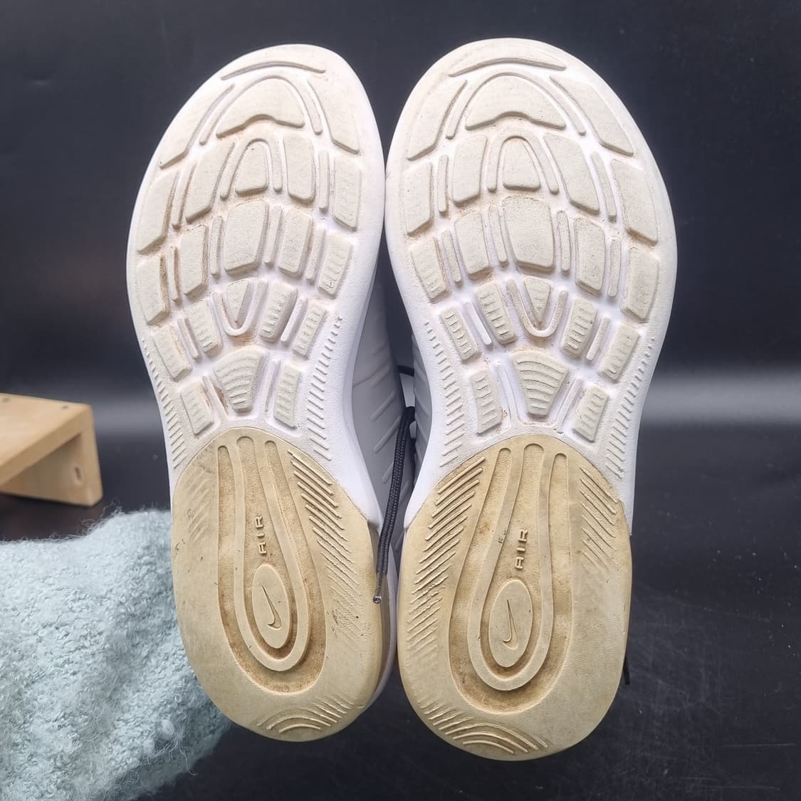 나이키 에어맥스 엑시스 운동화 230 상품이미지3