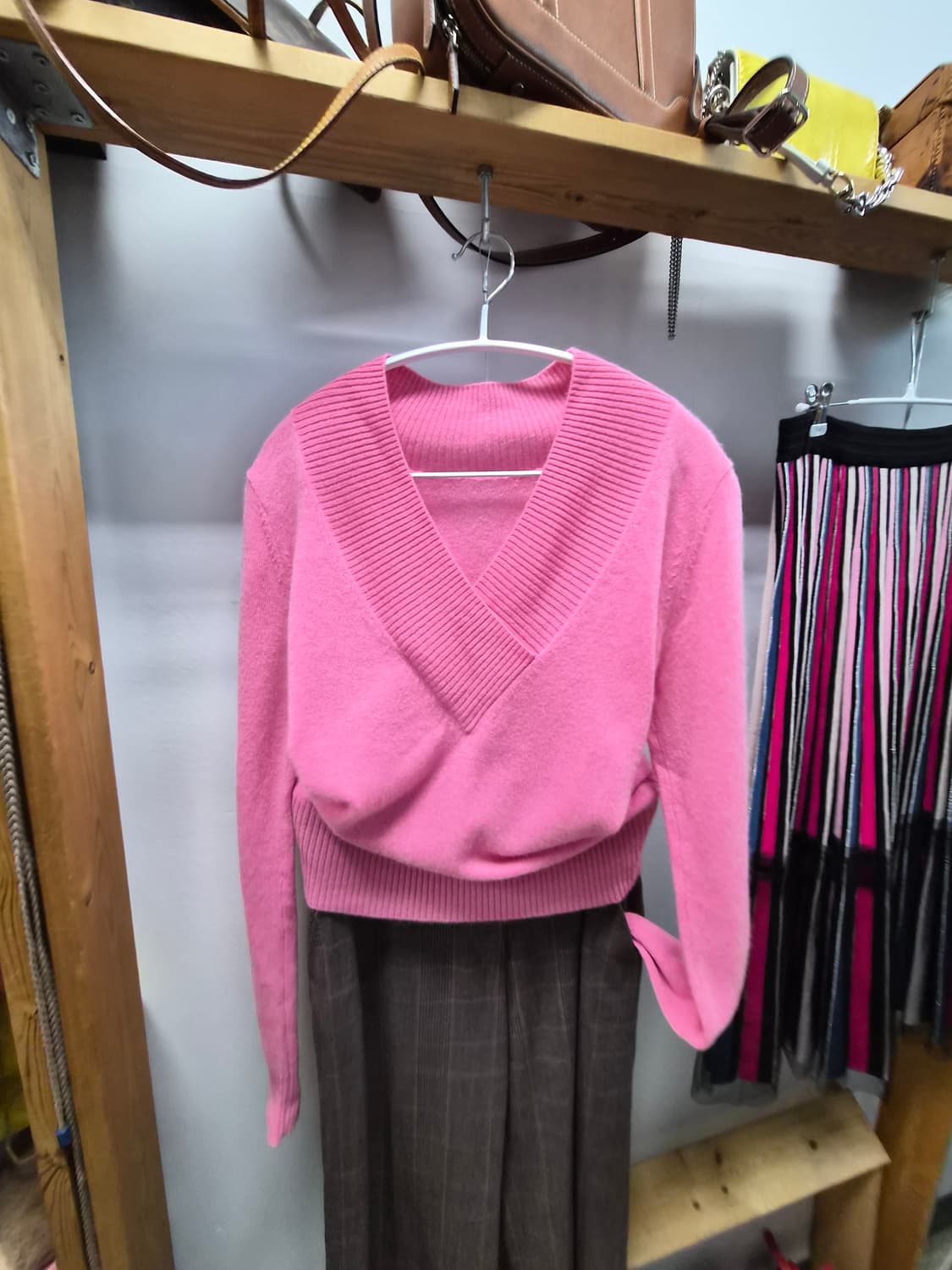 수입 캐시미어100% 니트. 막스마라 체크팬츠 상품이미지2