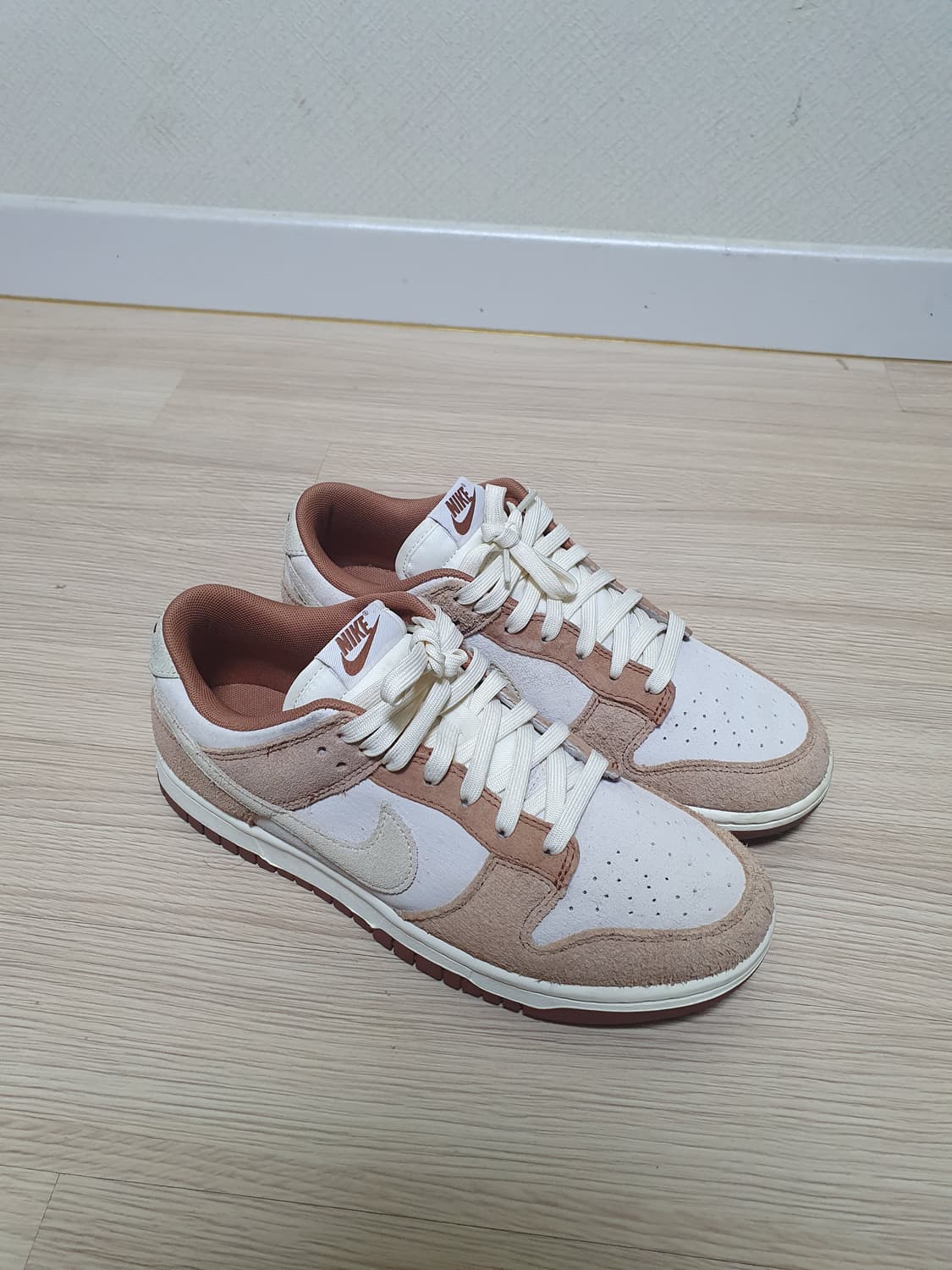 나이키 덩크로우 미디움 커리 265 상품이미지2