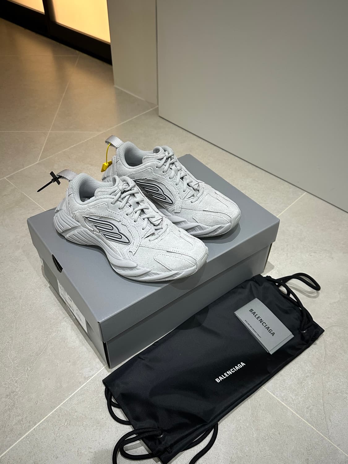 (36) 발렌시아가 먼데이슈즈 라이트그레이 상품이미지1