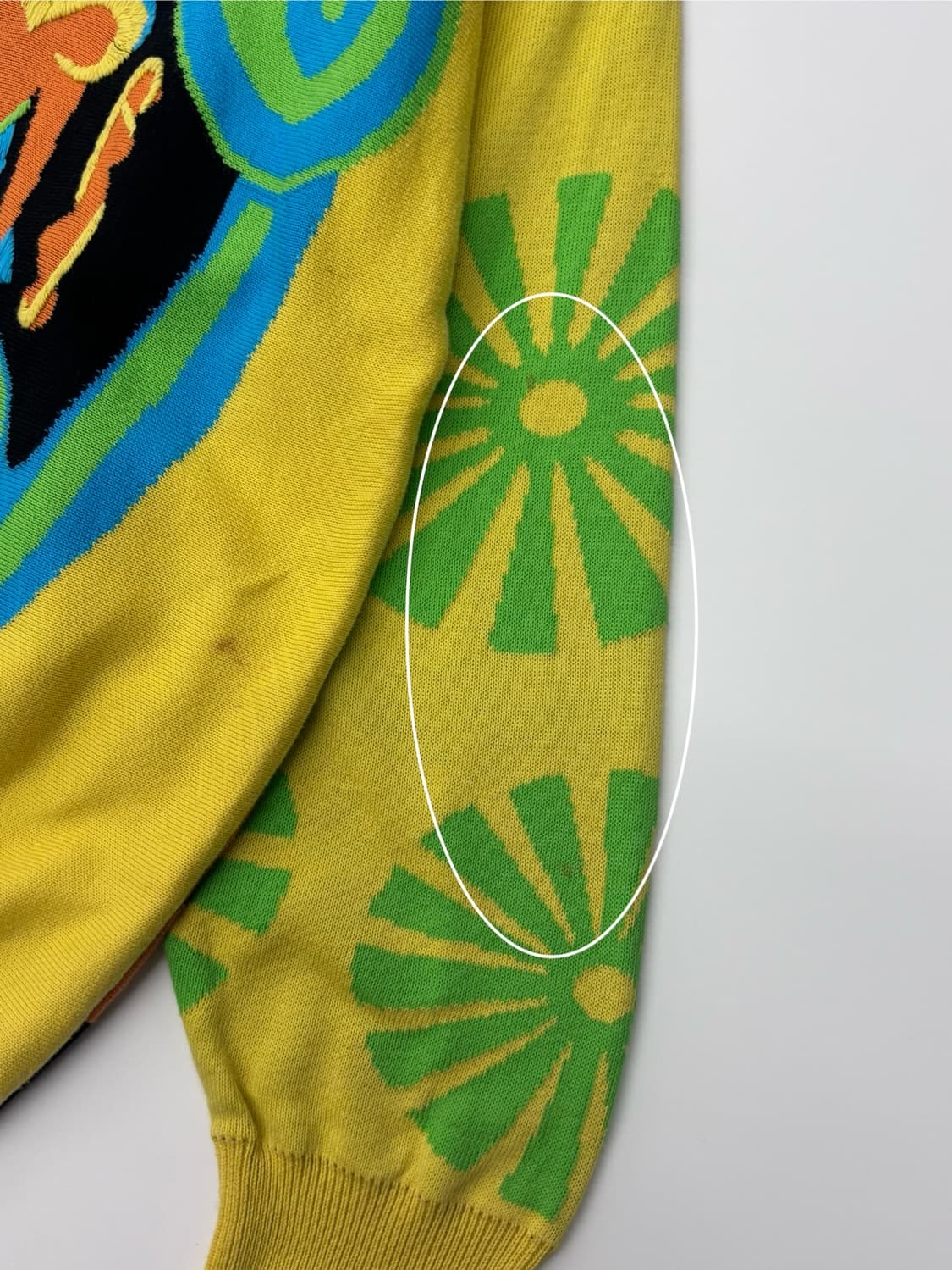 Gianni Versace 베르사체 90s 멀티컬러 자수 로고 니트 상품이미지8