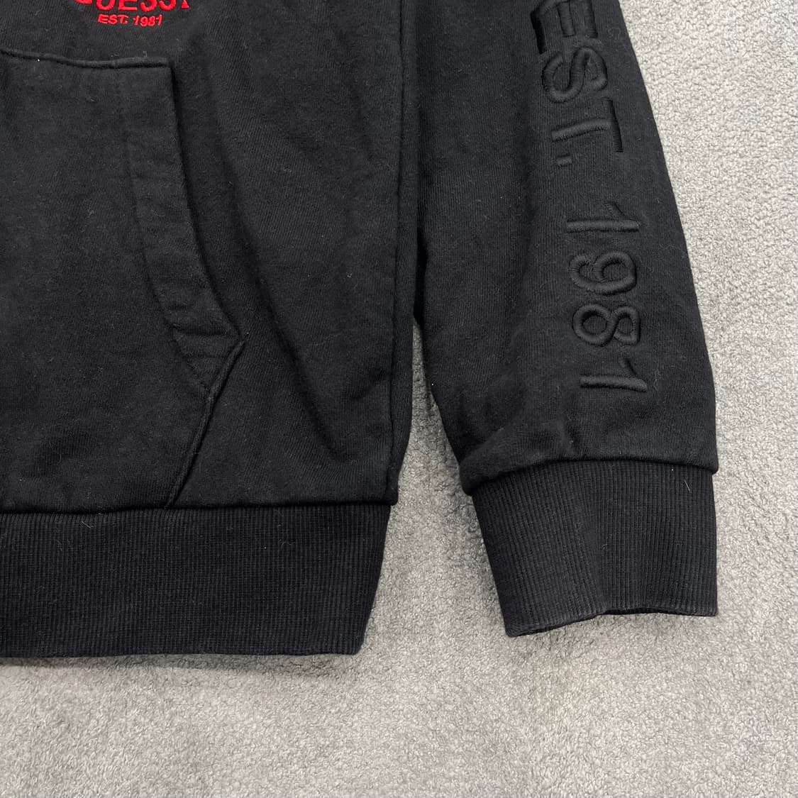 S 게스 블랙 후드집업 상품이미지3