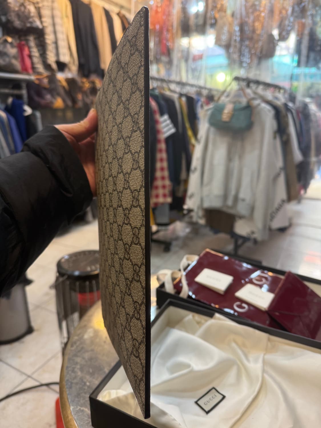 정품 구찌 네오 클러치 팝니다 상품이미지4