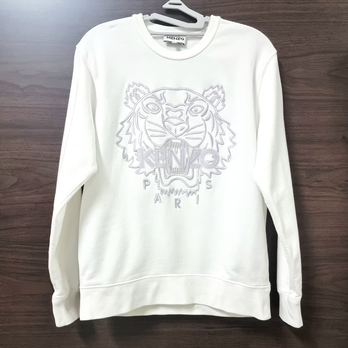 KENZO 겐조 시그니처 자수 화이트 맨투맨 (55-날씬66) 상태완벽 상품이미지1