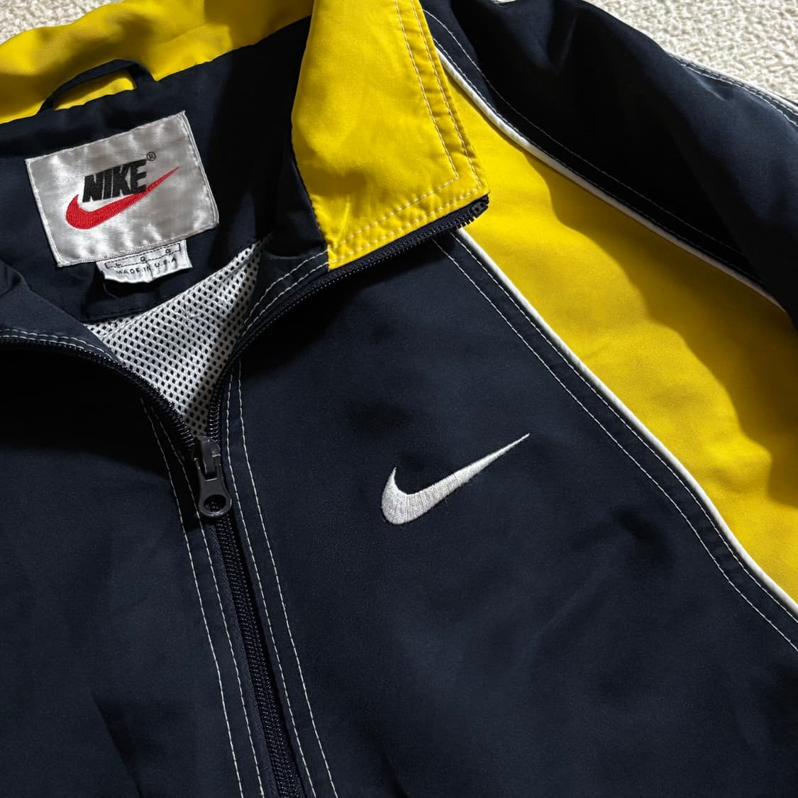 나이키 올드스쿨 네이비 옐로우 남노 윈드브레이커 바람막이 상품이미지2