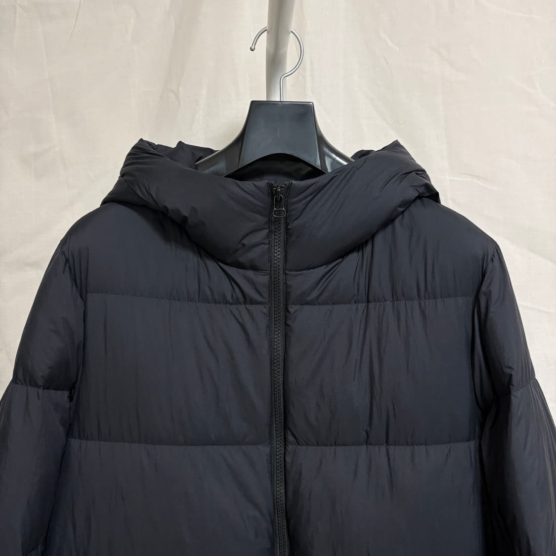 유니클로 울트라라이트다운 후드 경량패딩 / 블랙, L 상품이미지2