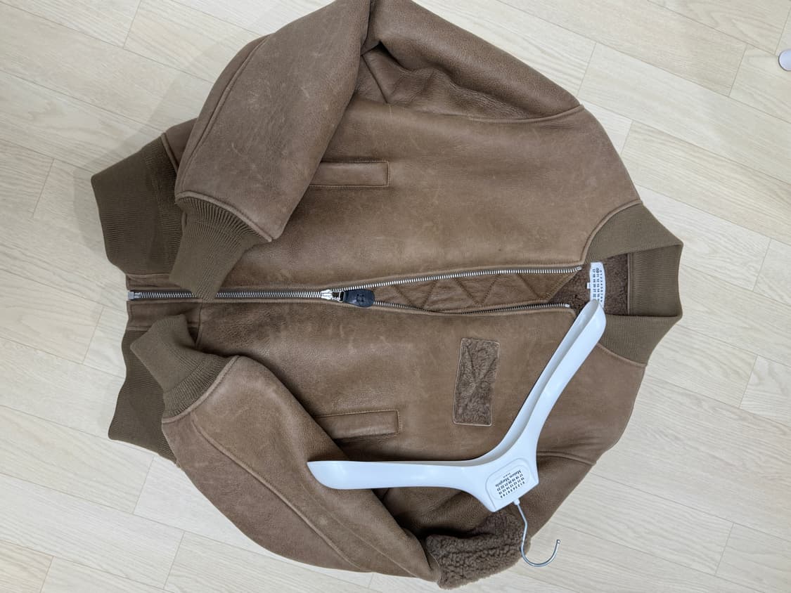 메종마르지엘라 레더 봄버자켓 브라운(유일매물) 상품이미지2