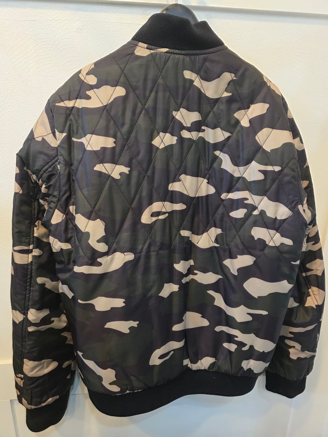 코오롱스포츠 블랙 퀼팅 봄버 양면자켓 상품이미지7