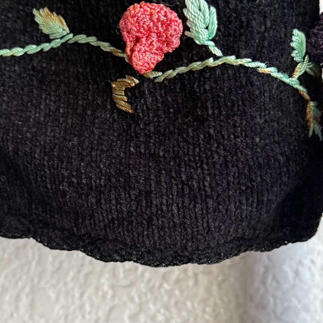 블랙 가든 플라워 자수 니트 상품이미지8