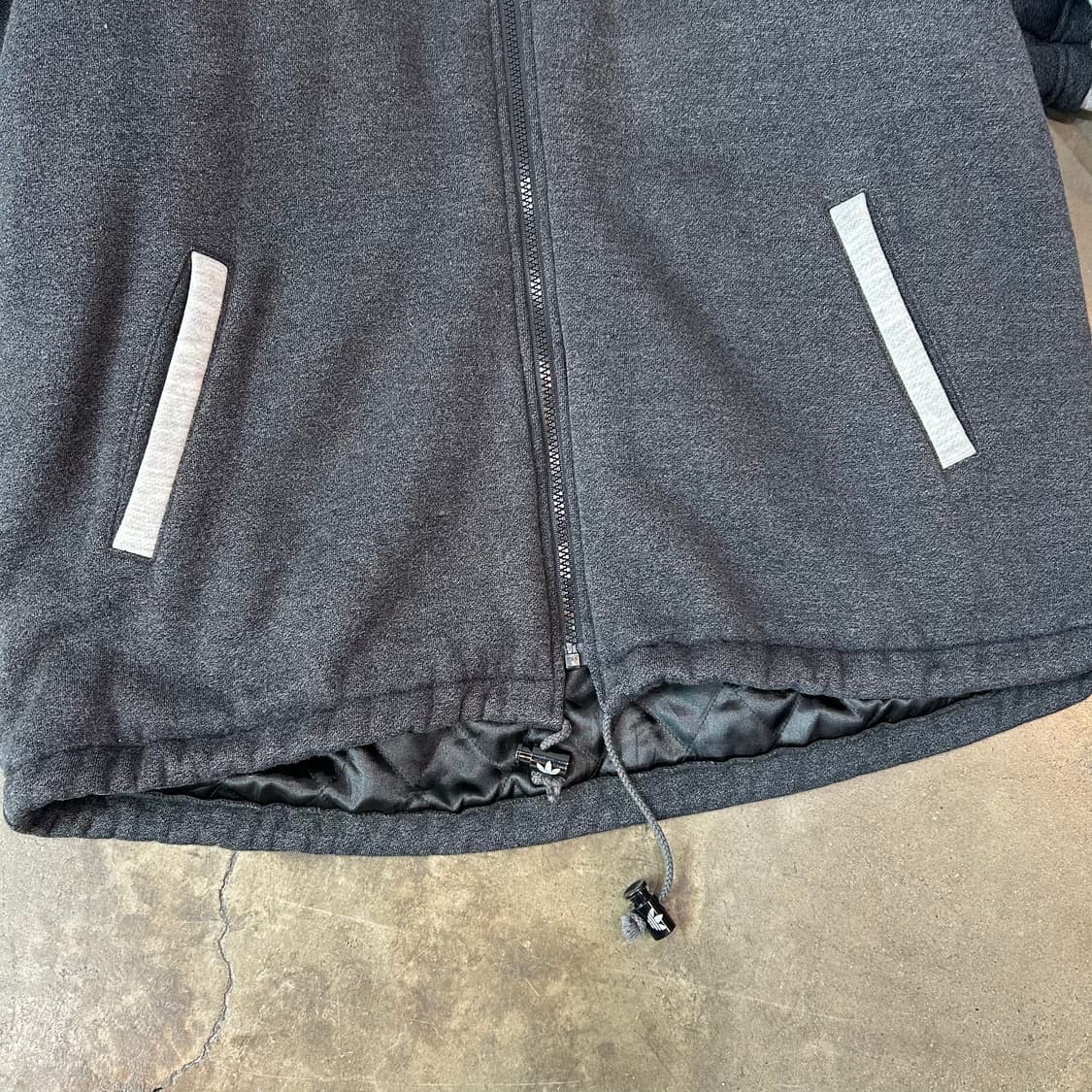 아디다스 빅로고 후드 점퍼 상품이미지4