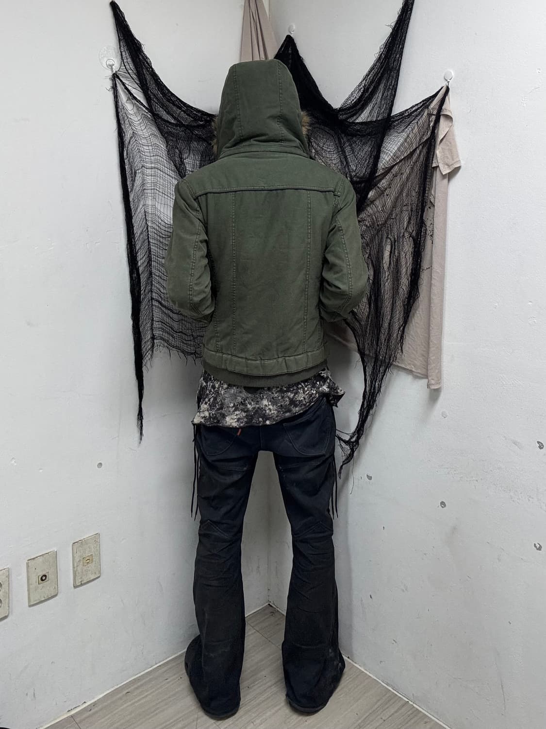 [JUDE BLOOM]Grunge Gimmick Fur Jacket 상품이미지4