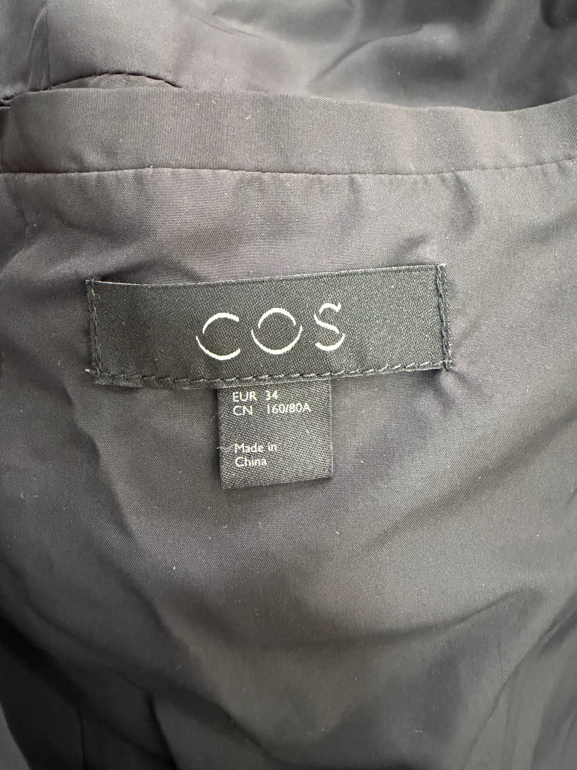 정품) COS 코스 여성 다이아 퀼팅 블랙 봄버 자켓 34 상품이미지6