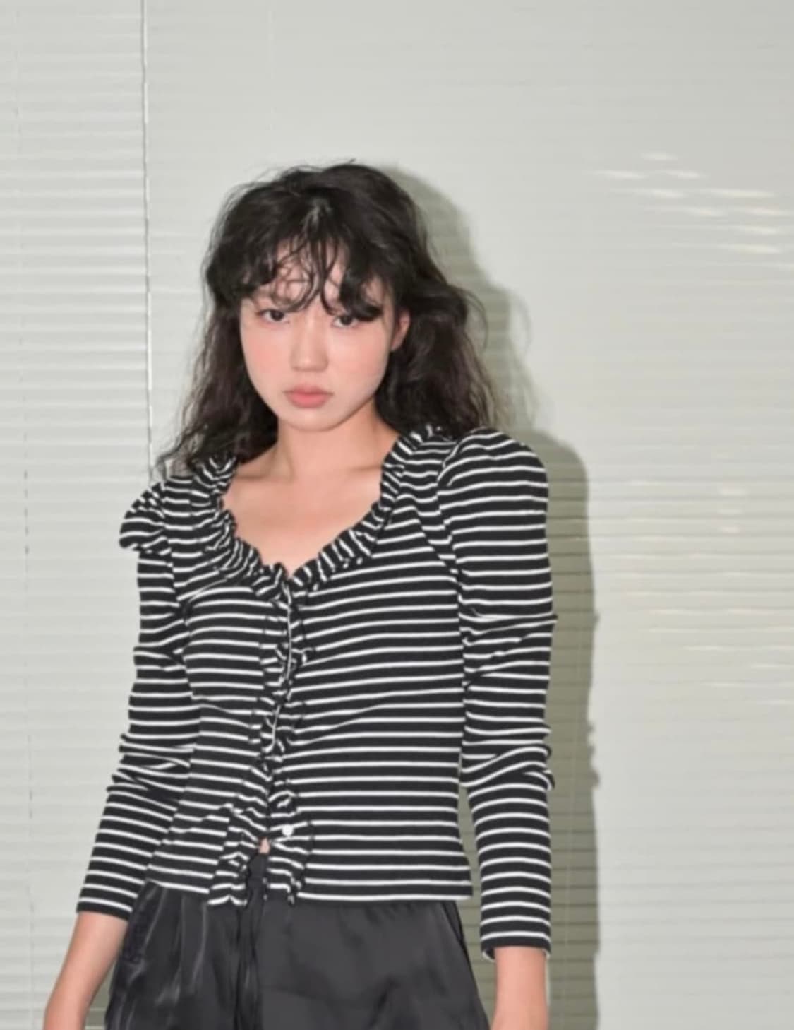 에옹쓰 프릴 가디건 상품이미지1