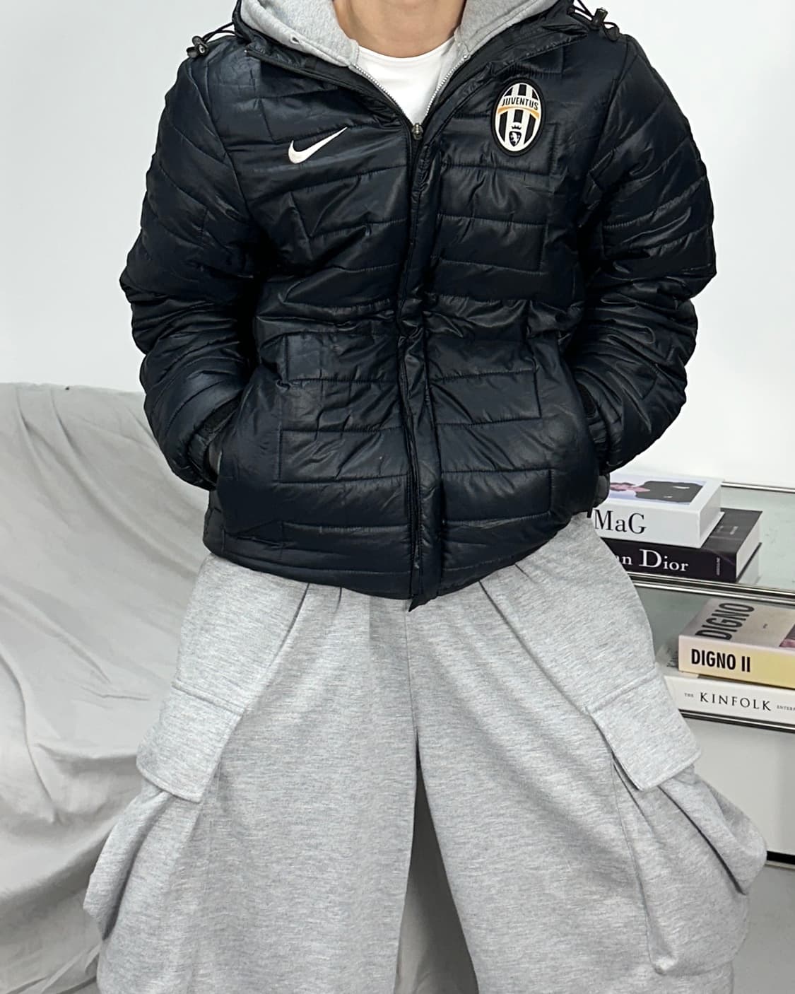 나이키 유벤투스 유광 경량패딩 M 상품이미지2