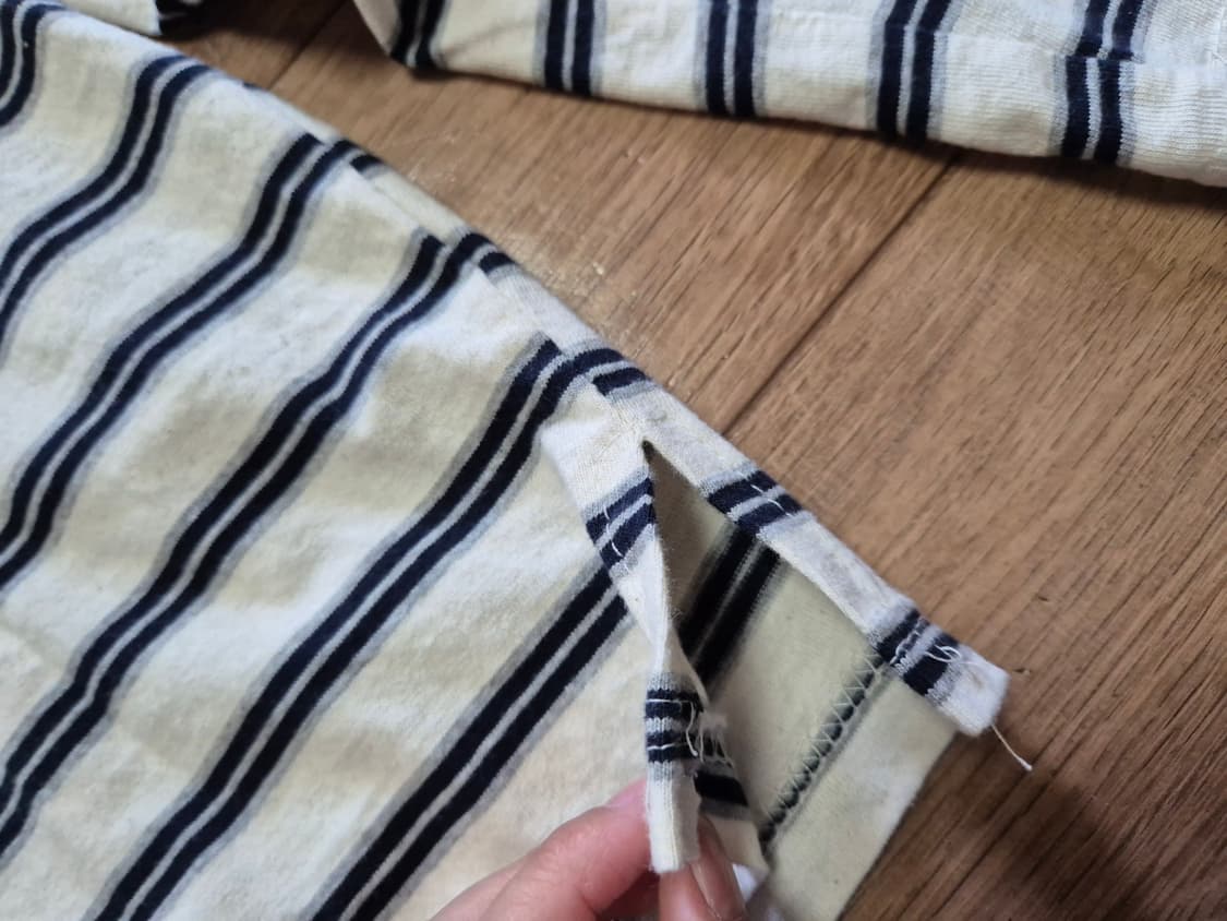 애니원모어 스트라이프 카라 오버핏 티셔츠 상품이미지5