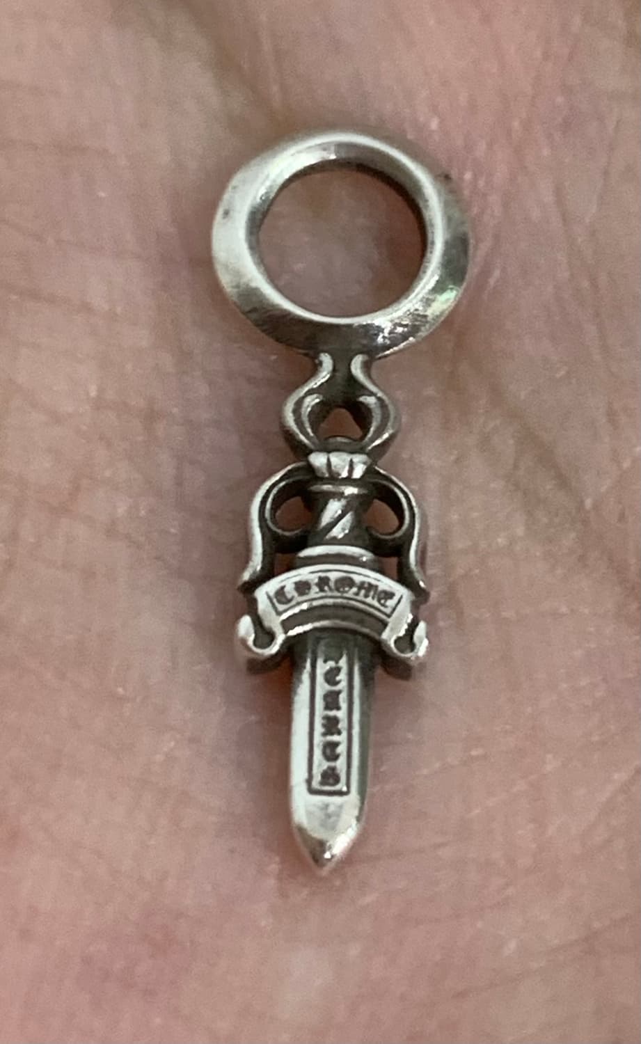 크롬하츠 대거 스택 참 실버 펜던트 목걸이 상품이미지2