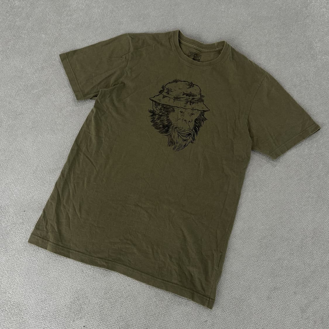 파타고니아 원숭이 프린팅 반팔 티셔츠 카키 s 상품이미지1