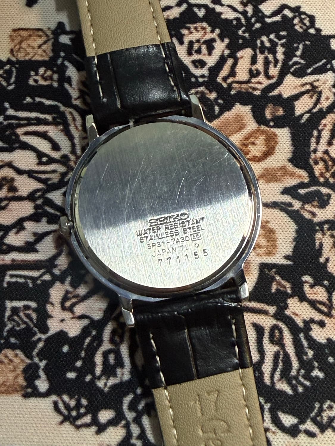 SEIKO 빈티지 쿼츠 시계 상품이미지3