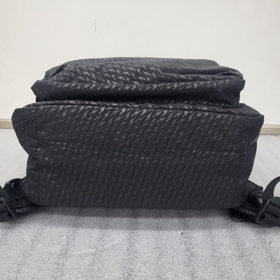 키플링 대형 백팩 블랙 40x30x13cm 상품이미지7