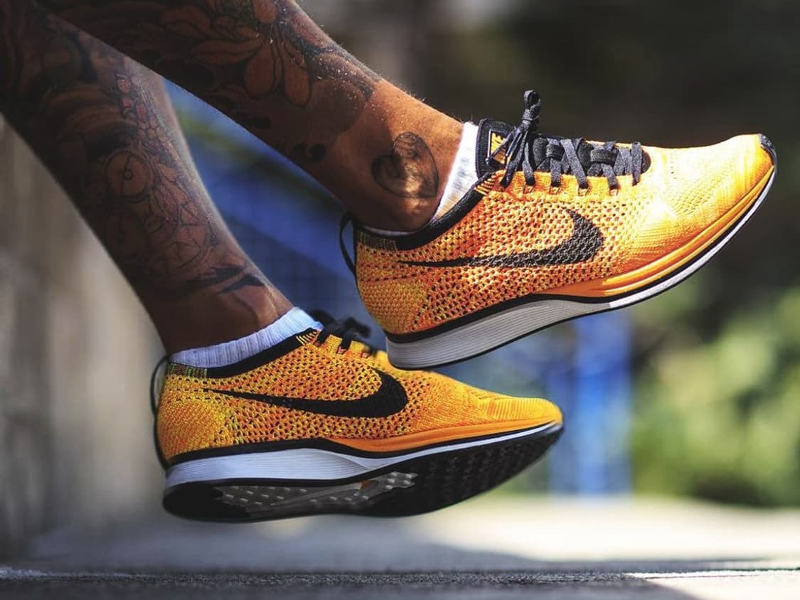 나이키 플라이니트 레이서 치토스 상품이미지2