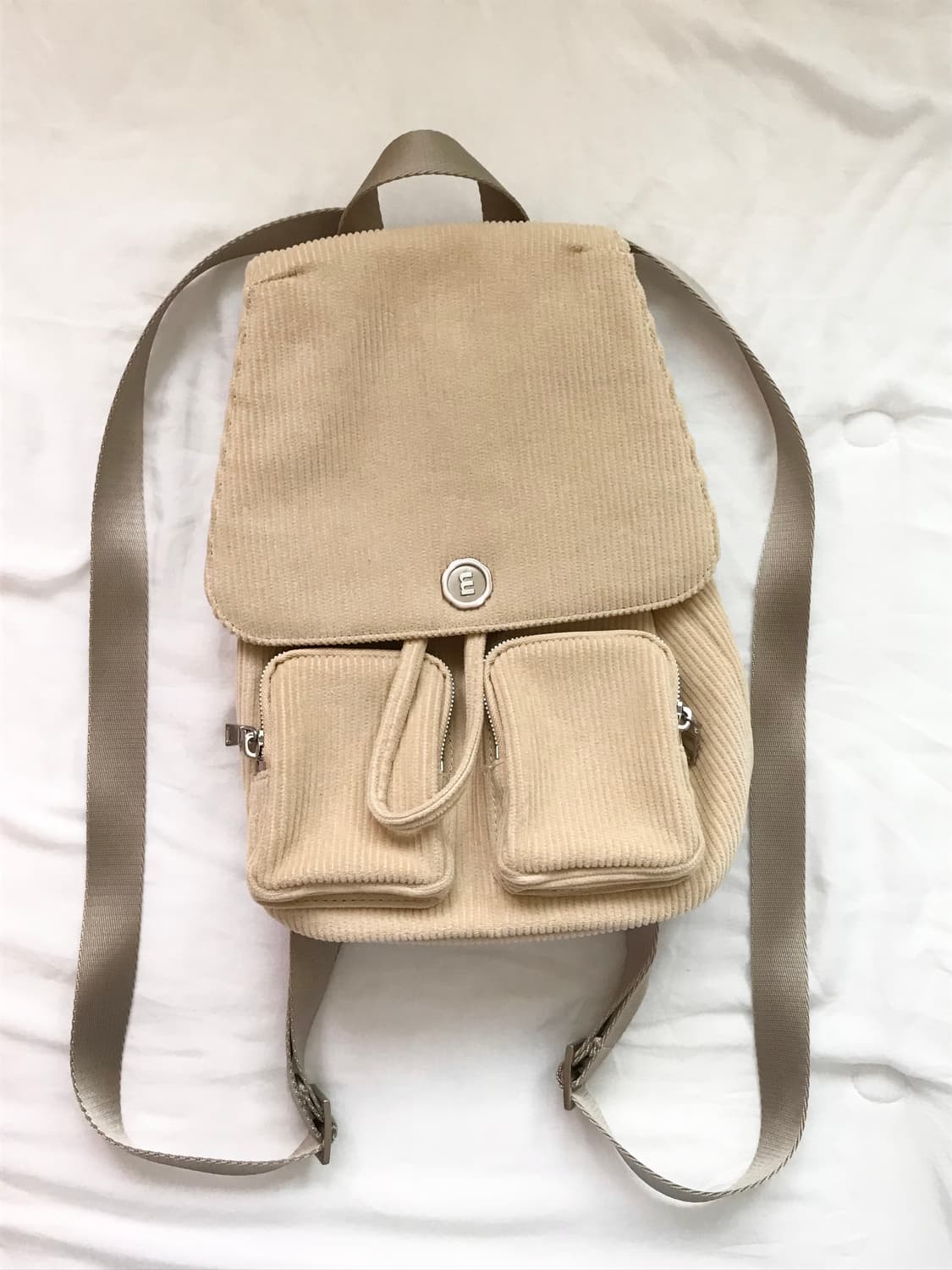 Minitmute 미닛뮤트 클로 백팩 코듀로이 라떼 상품이미지2