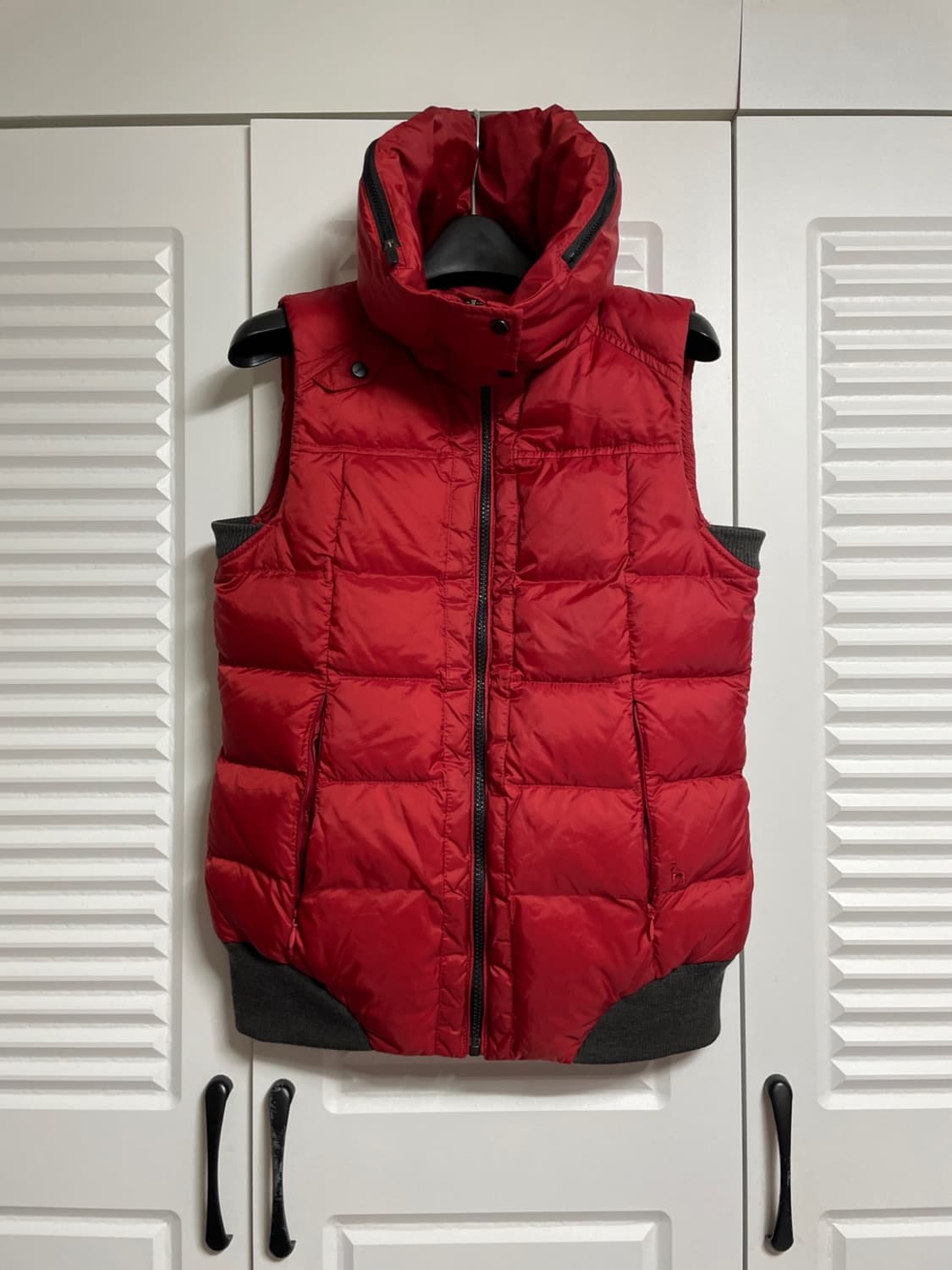 헤지스 패딩 조끼 상품이미지2