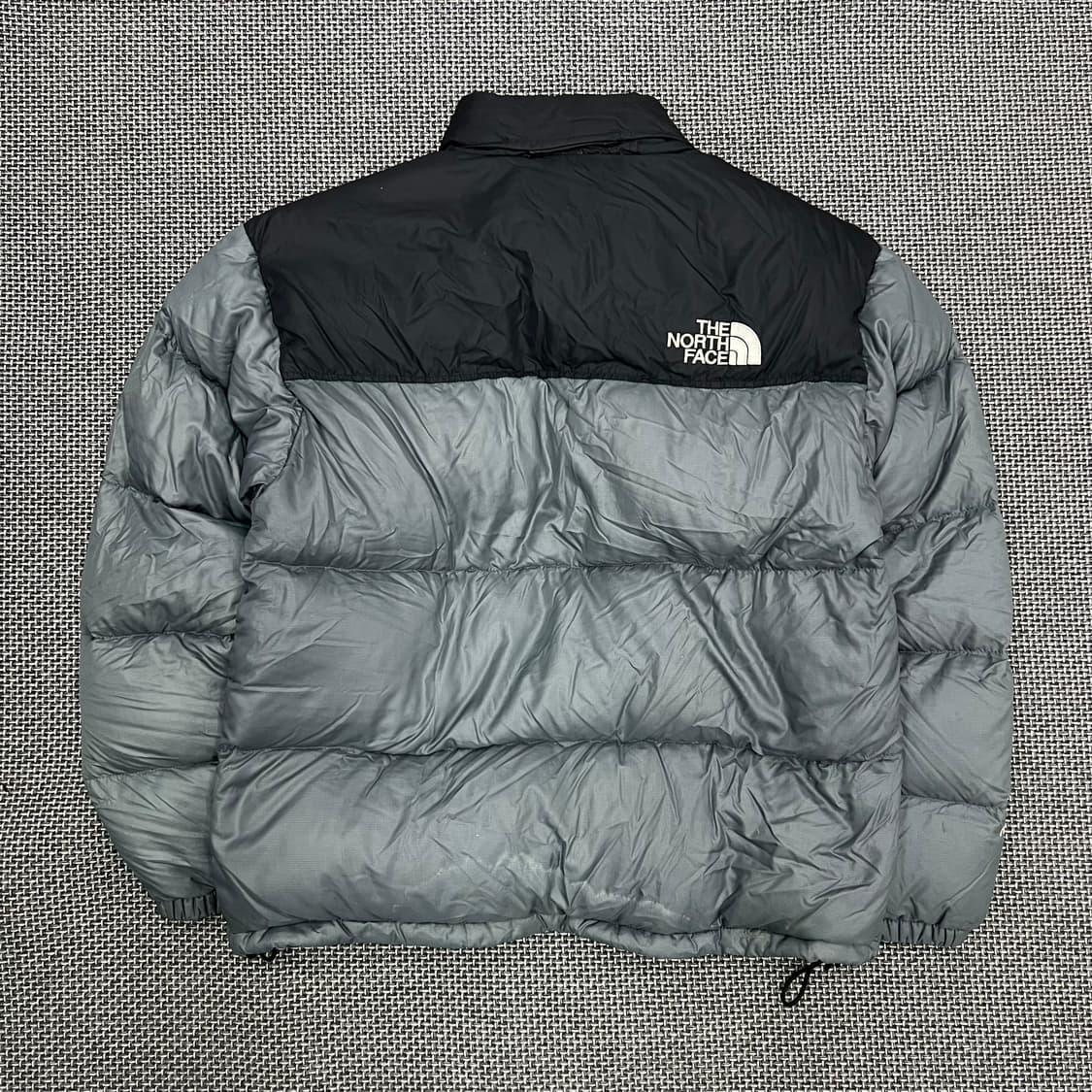 노스페이스 그레이 눕시 700 패딩 상품이미지6
