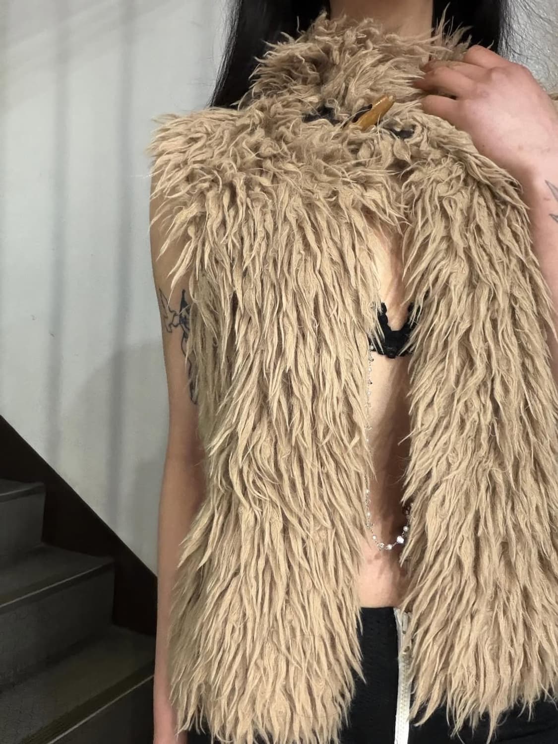 Desert Shearling Shaggy Fur Vest 상품이미지4