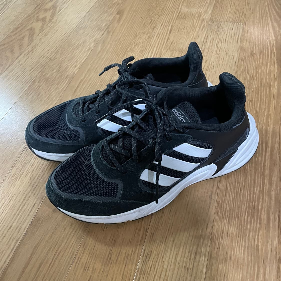 아디다스 90S 발라션 런닝화 265-270 상품이미지3