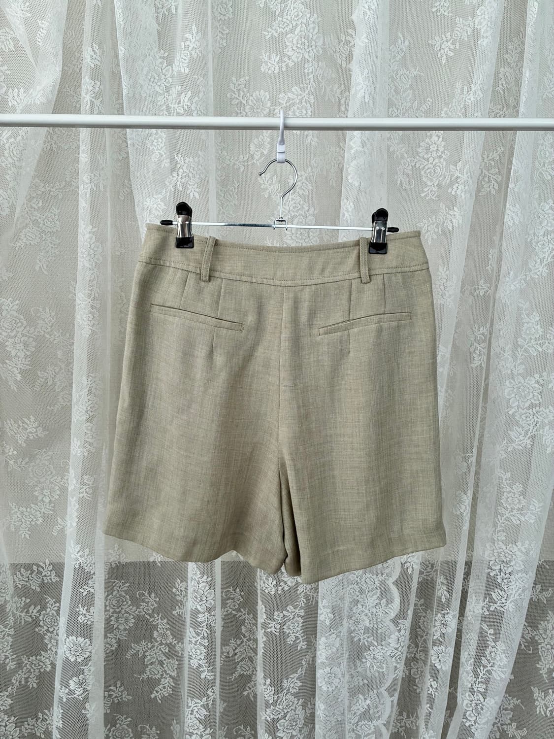 M) 프론트로우 투핀턱 반바지 베이지 상품이미지2