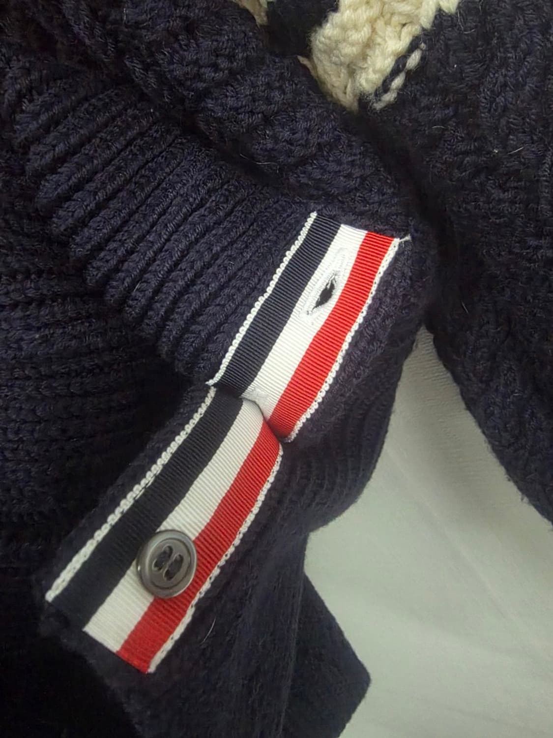 톰브라운 아란 케이블 니트 네이비 (사이즈 38 상태 최상) 상품이미지4