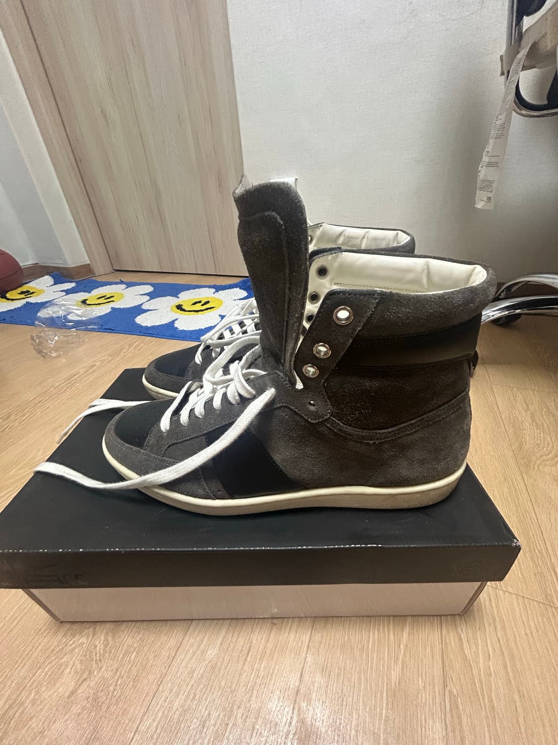 생로랑 하이탑 신발 상품이미지2