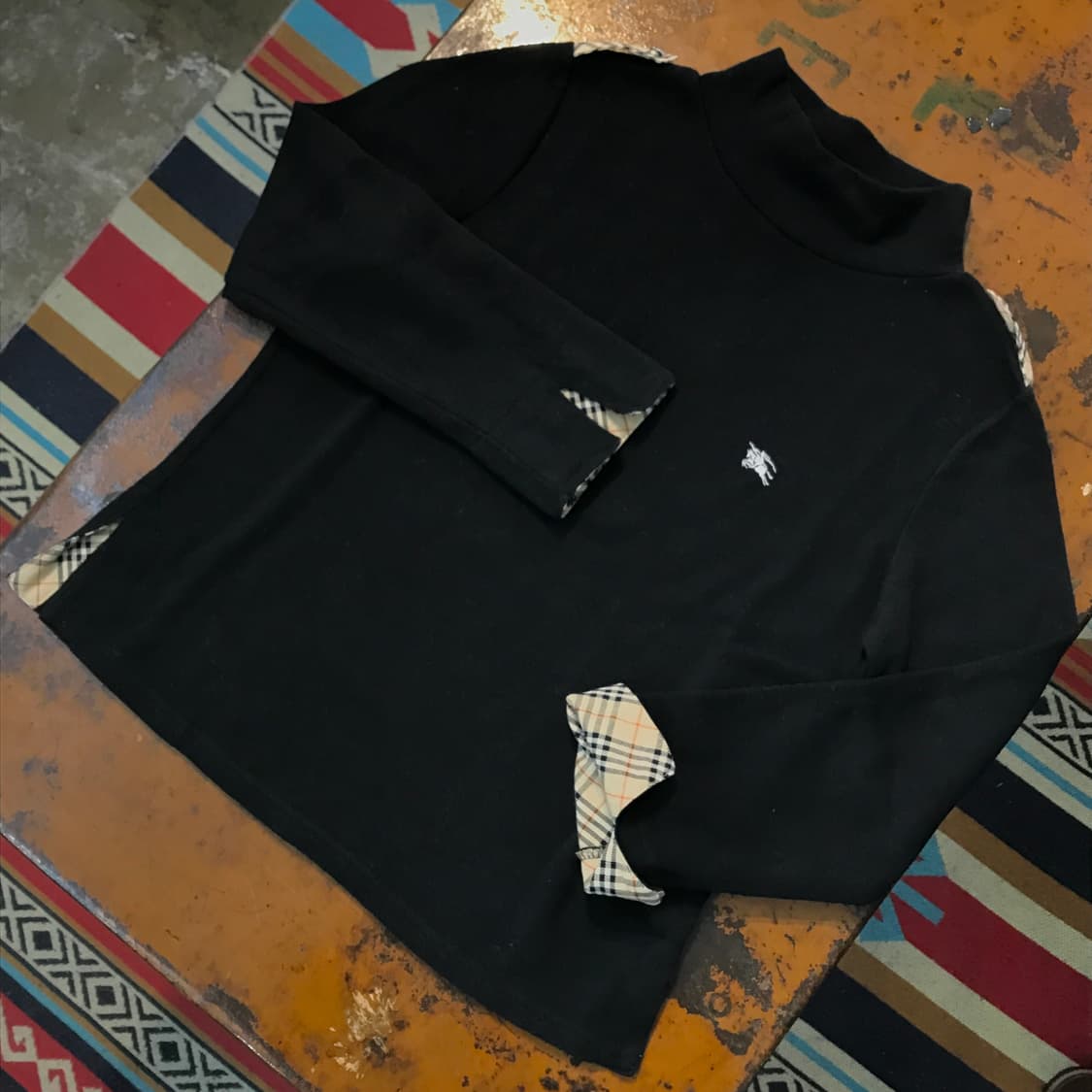 버버리 블랙 하프터틀넥 롱 슬리브 니트 여성 55 사이즈 상품이미지2