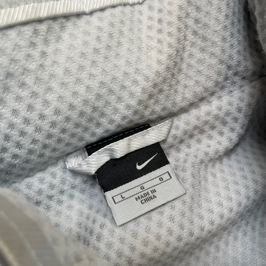 00s nike 나이키 실버 바람막이 L 상품이미지3