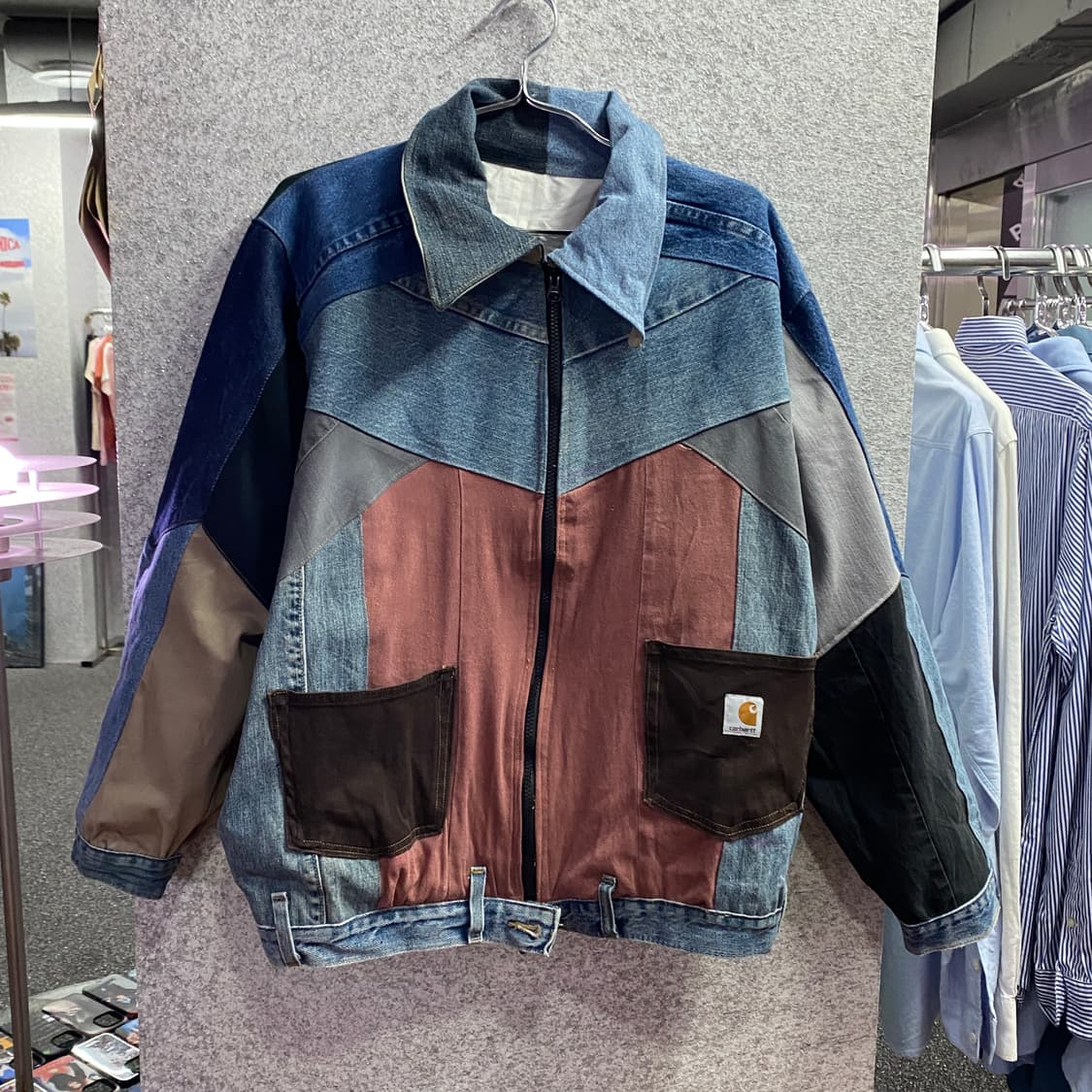 칼하트 패치워크 리메이크 데님자켓 B3155 상품이미지2