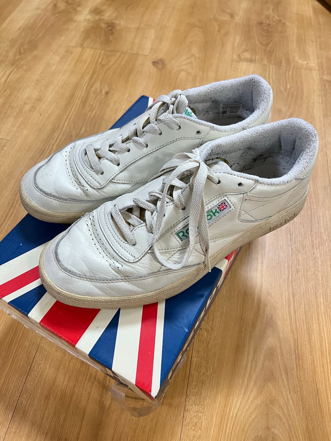 리복 클럽c 빈티지 270판매 상품이미지1