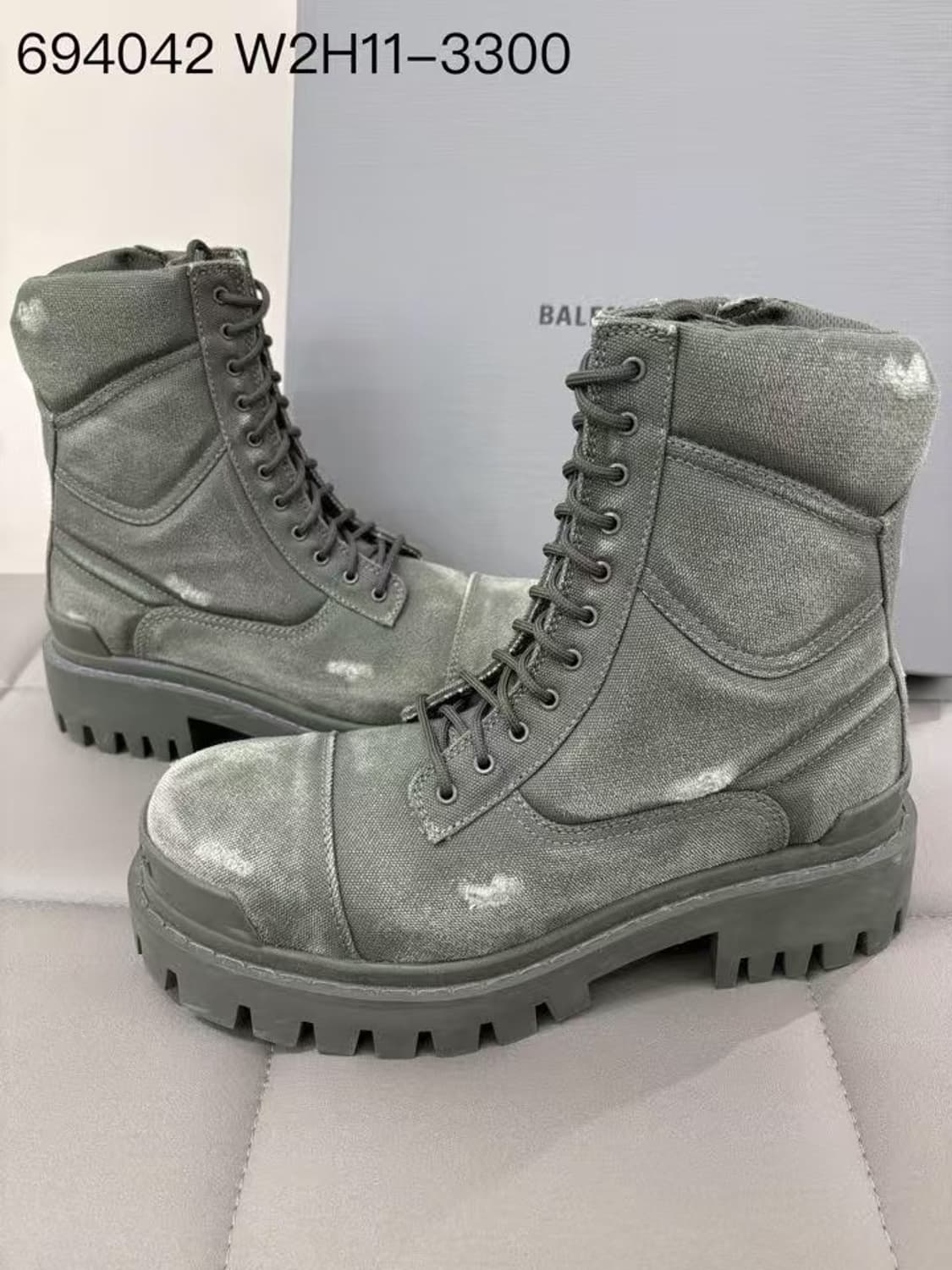 발렌시아가 스트라이크 부츠  품번 694042W2H113300 상품이미지2