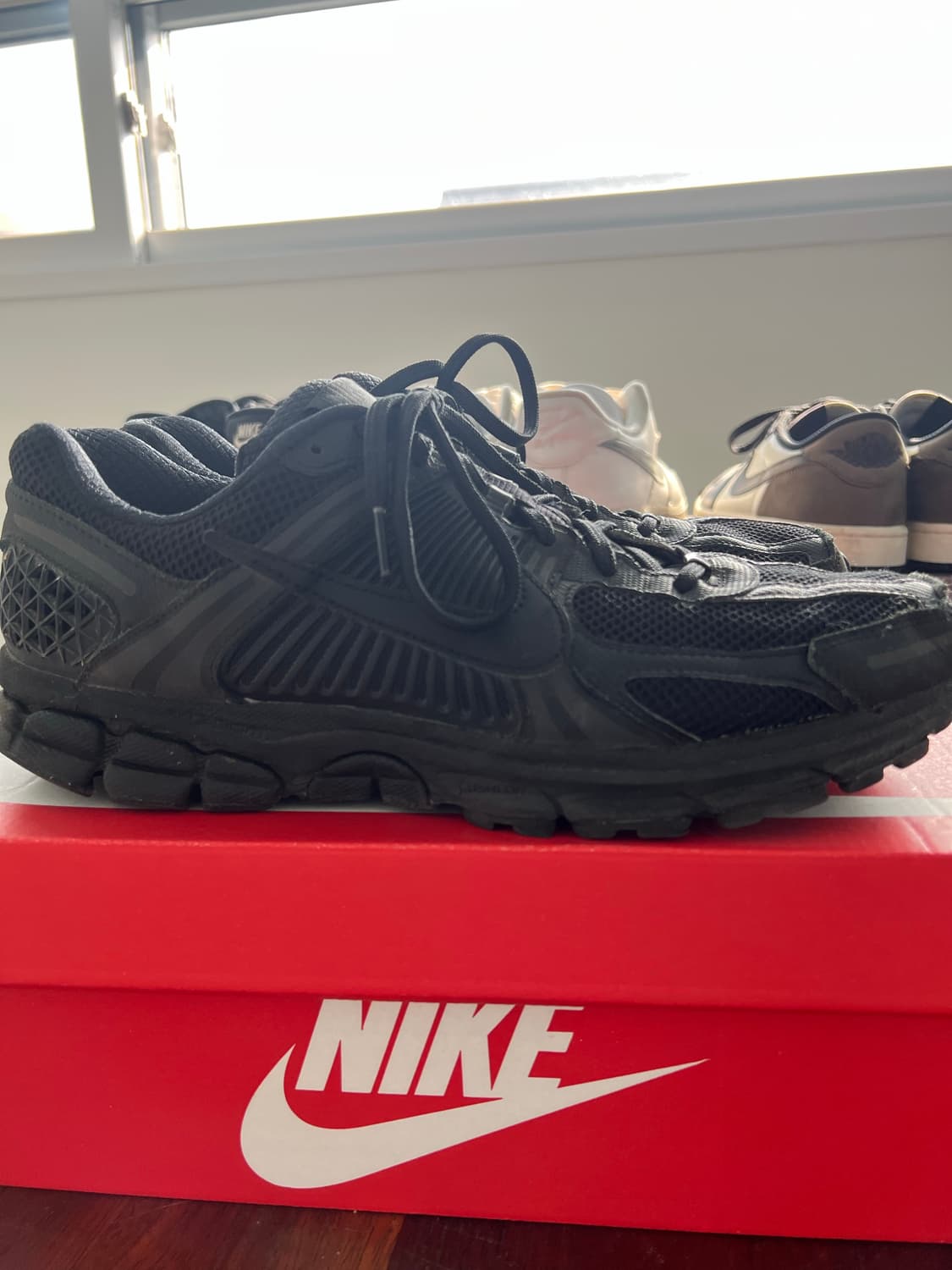 나이키 줌 보메로5 SP 블랙 290 상품이미지2